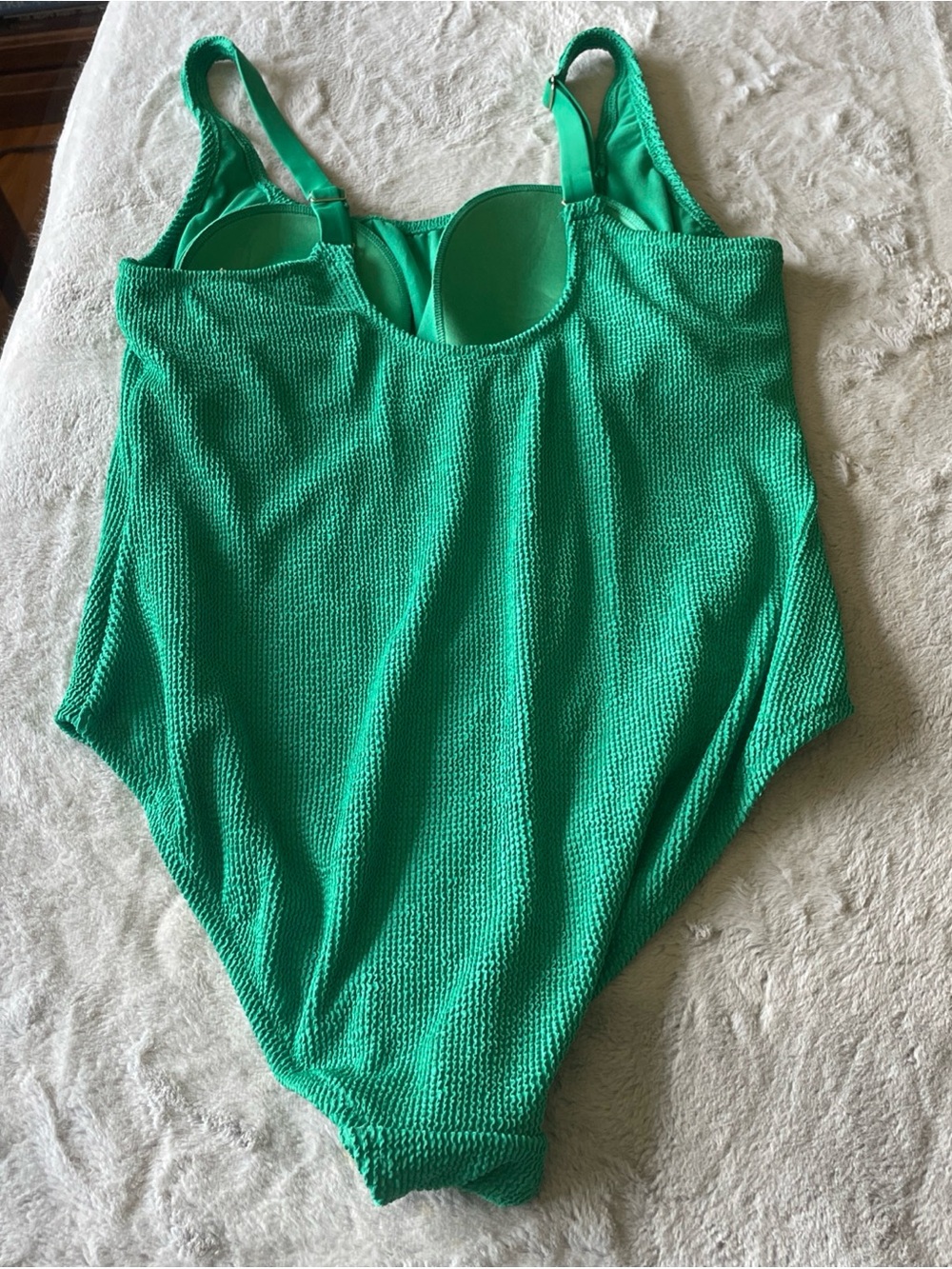 Green Textured One-Piece Swimsuit - Unbranded - Picture 2 of 4
